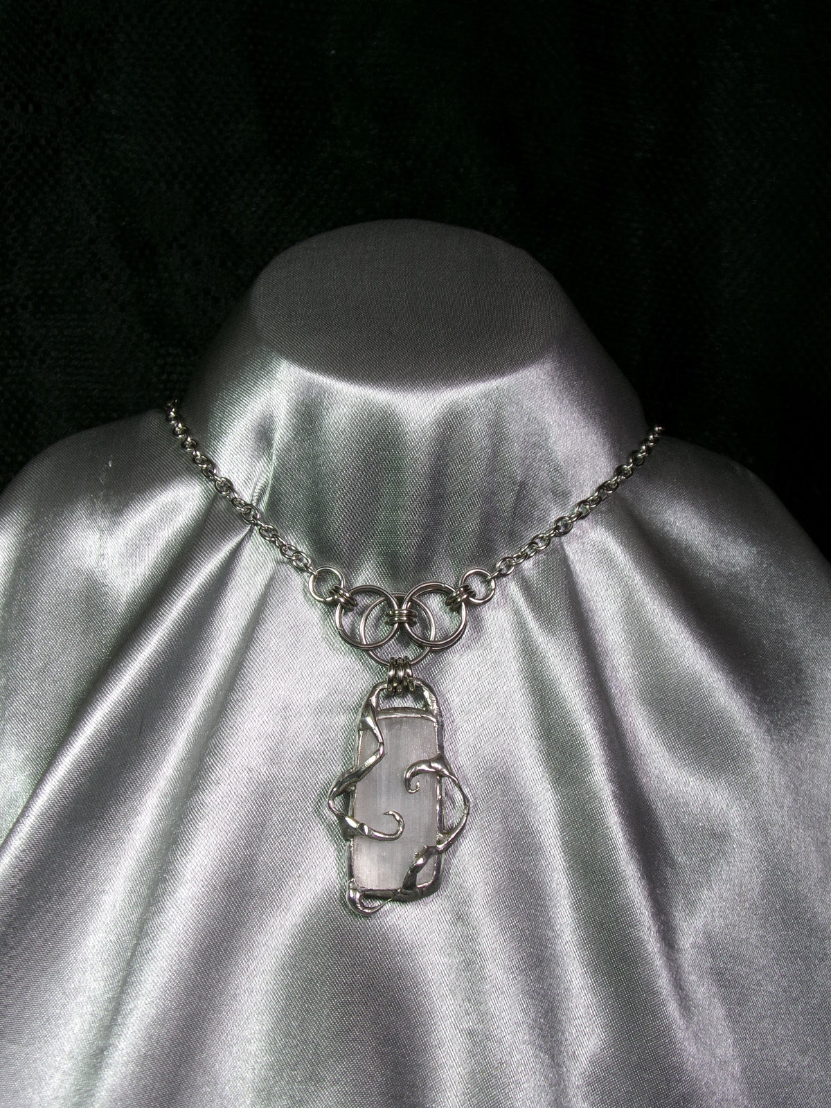 Collier Sélénite