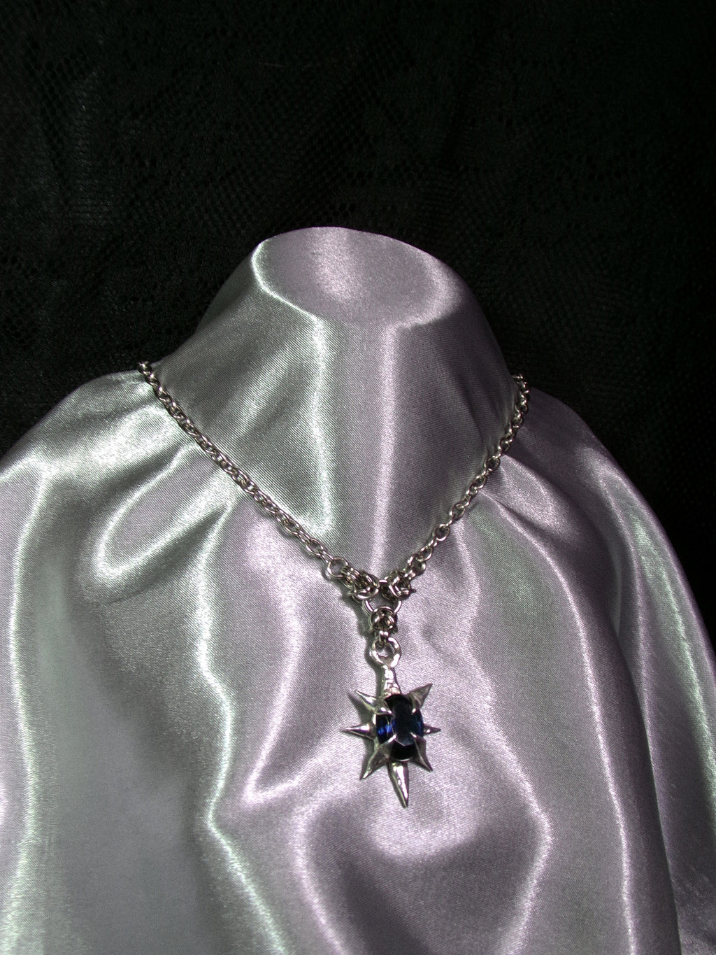 Collier en verre Bleu