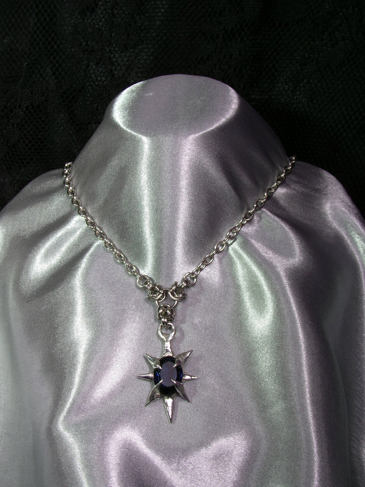 Collier en verre Bleu