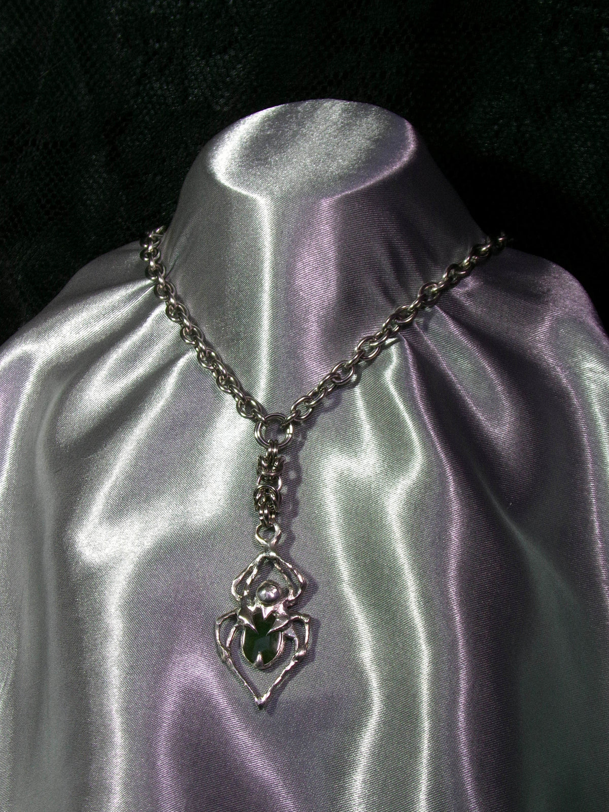 Collier en Jade araignée